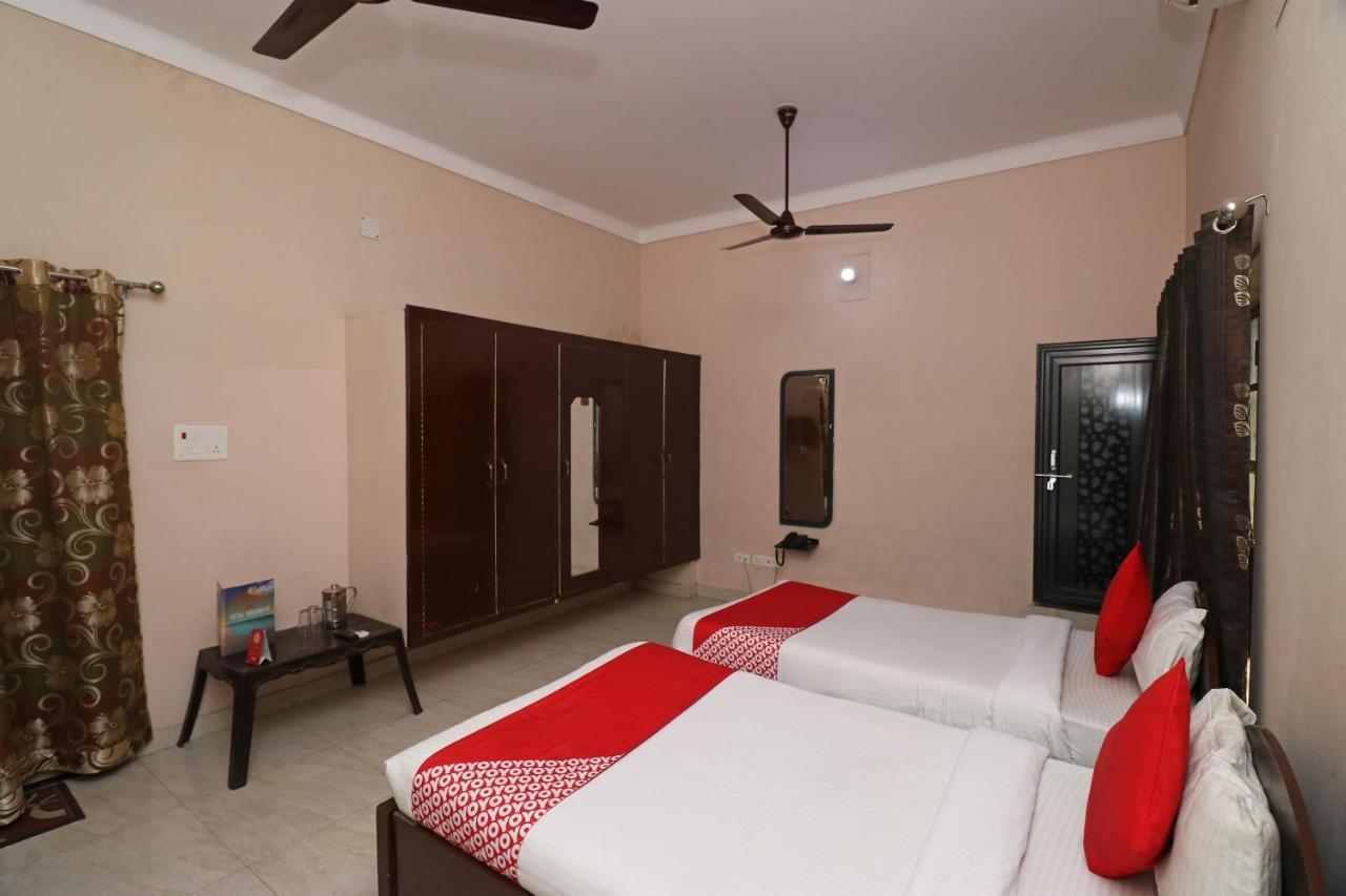 Flagship Chandra Prabha Guest House Varanasi Eksteriør billede
